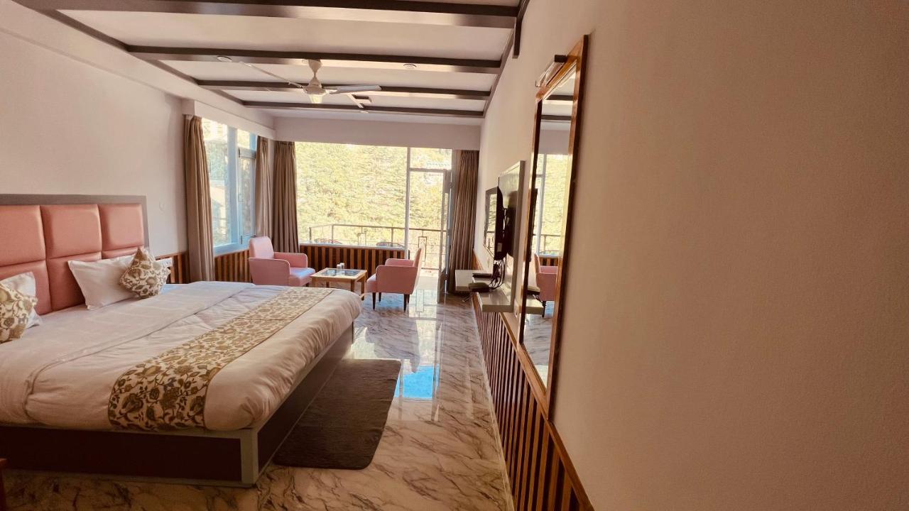 Hotel Apple Flower Manāli Eksteriør bilde