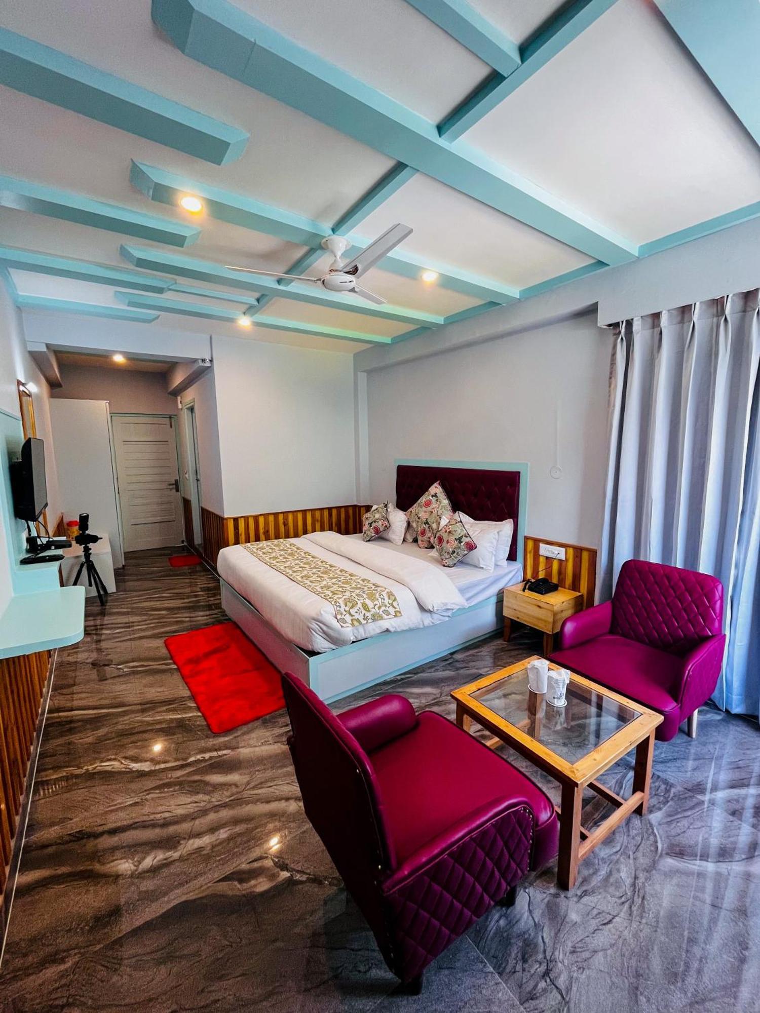 Hotel Apple Flower Manāli Eksteriør bilde