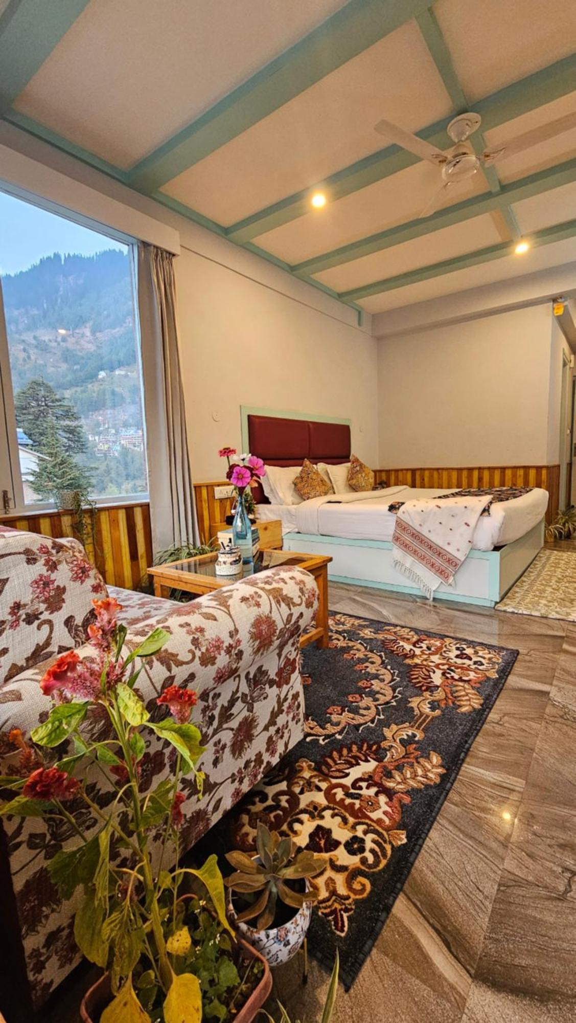 Hotel Apple Flower Manāli Eksteriør bilde